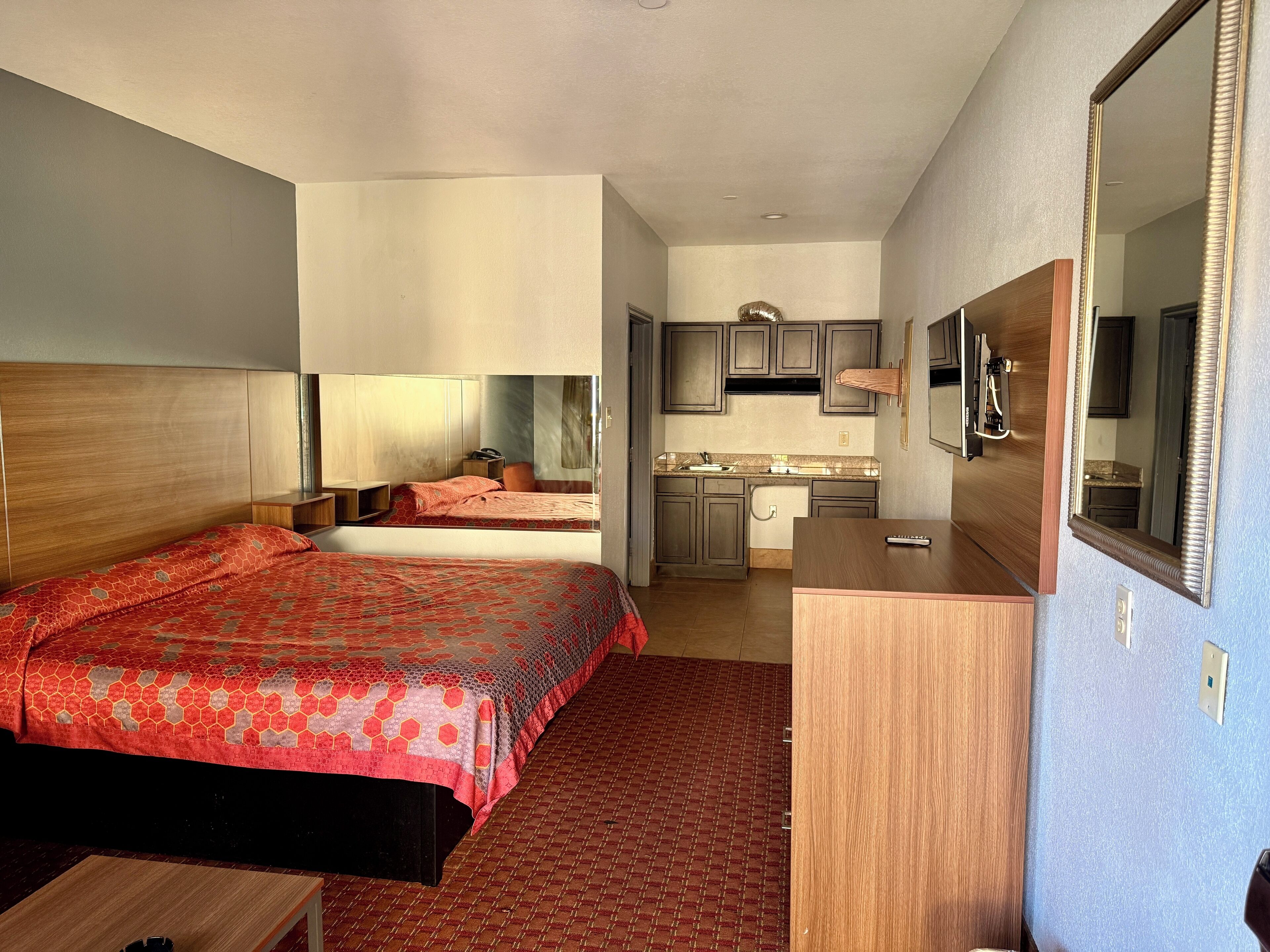 Standaard suite, 1 kingsize bed, niet-roken | Gratis wifi