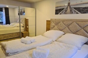1 habitación, tabla de planchar con plancha, wifi y ropa de cama 