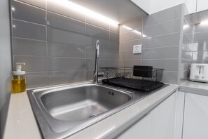 Apartment | 1 bedroom, Internet - Townsquare Apartment Sleeps 3 With Garden Views (Dubai)