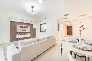 Apartment | 2 bedrooms, Internet - JVC Apartments Sleeps 5 in Great Location (Dubai)