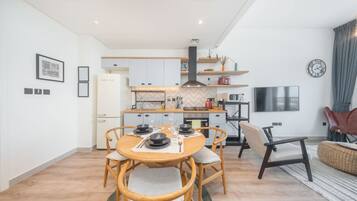 Apartment | 1 bedroom, Internet