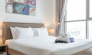 Apartment | 1 bedroom, Internet - Jebel Ali Apartment Sleeps 2 With a Swimming Pool (Dubai)