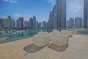 Apartment | 1 bedroom, Internet - Elegant Unit in Marina Sleeps 2 With Harbour Views (Dubai)