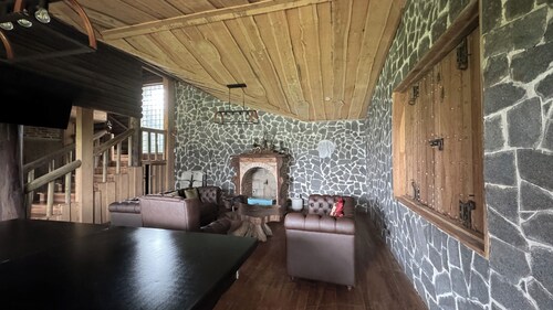 Family cabin in San Ramon de Alajuela, just minutes from the airport, Alajuela.