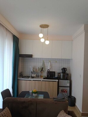 Microwave, stovetop