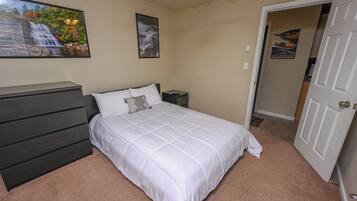 2 chambres, accĂšs Internet, draps fournis