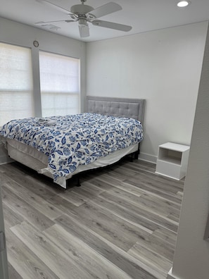 4 chambres, Wi-Fi gratuit, draps fournis