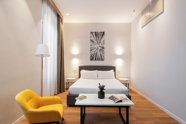 Toetasjesleilighet, byutsikt, executive-nivå | Blendingsgardiner, lydisolert, strykejern/-brett og wi-fi (inkludert)