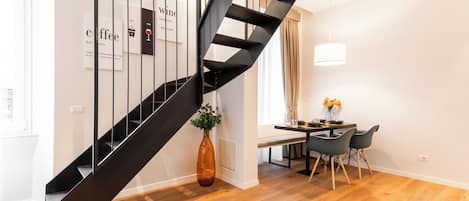 Loft, Stadtblick | Wohnbereich