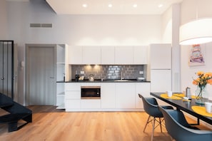 Dúplex, vistes a la ciutat, nivell executiu | Cuina privada