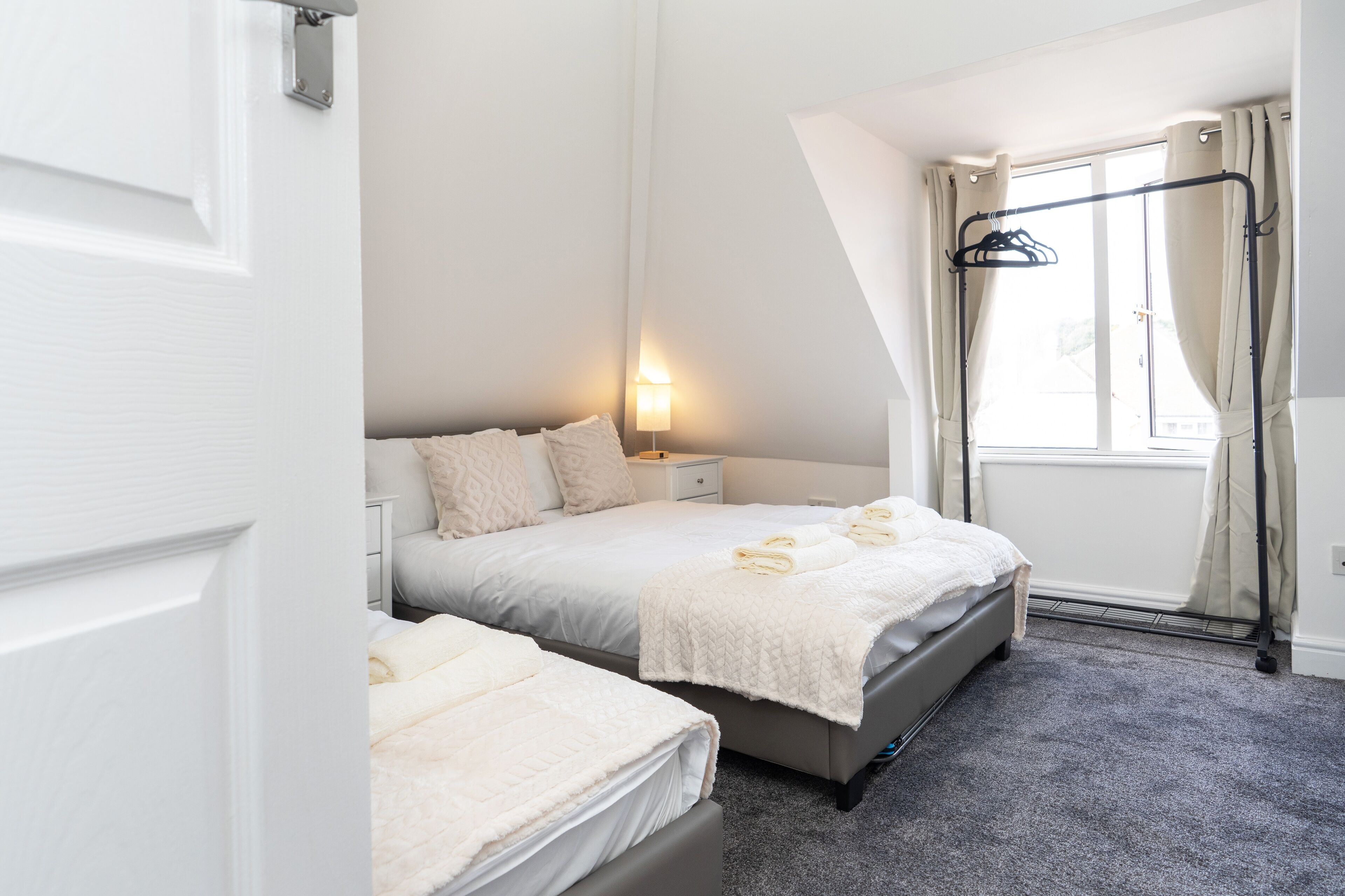 2 bedrooms, iron/ironing board, free WiFi, bed sheets