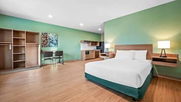 Room, 1 Queen Bed, Accessible, Non Smoking | Desk, free WiFi, bed sheets