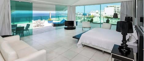 5 makuuhuonetta, silitysrauta/-lauta, internet