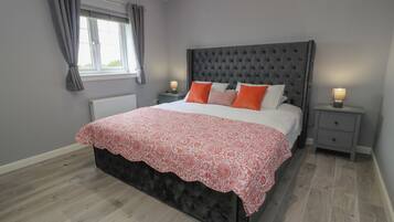 2 bedrooms, individually decorated, individually furnished, free WiFi