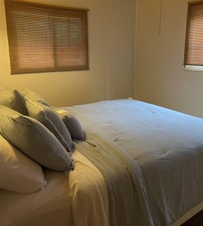 3 Schlafzimmer, Bügeleisen/Bügelbrett, kostenloses WLAN, Bettwäsche