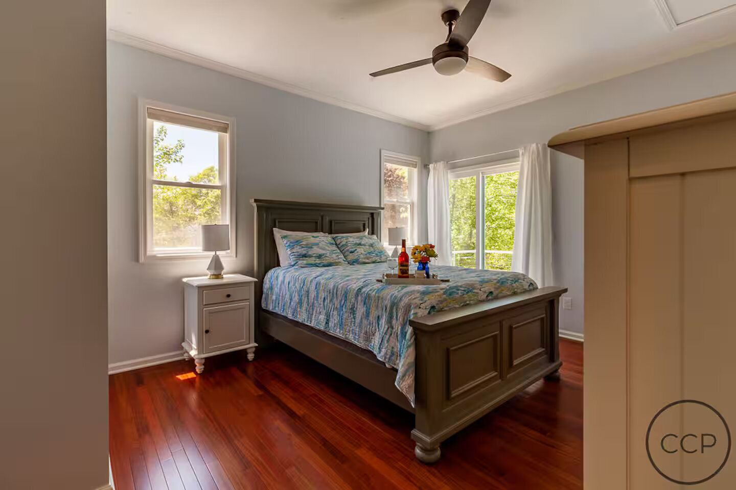 4 多间卧室、熨斗/熨衣板、免费 WiFi、床单