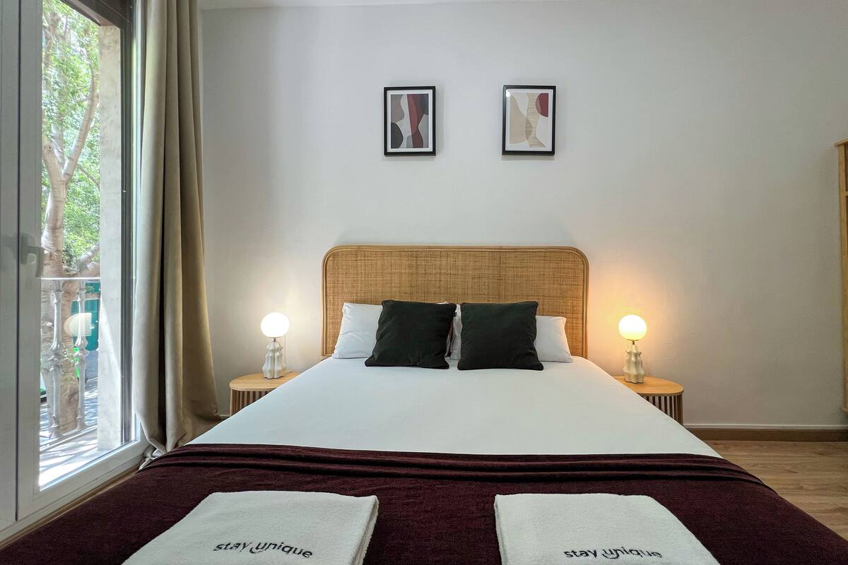 อพาร์ทเมนท์ (3 Bedrooms) | ด้านหน้าที่พัก