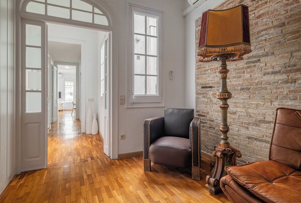 Interior - Stay U-nique Apartment Creu Coberta II (Barcelona)