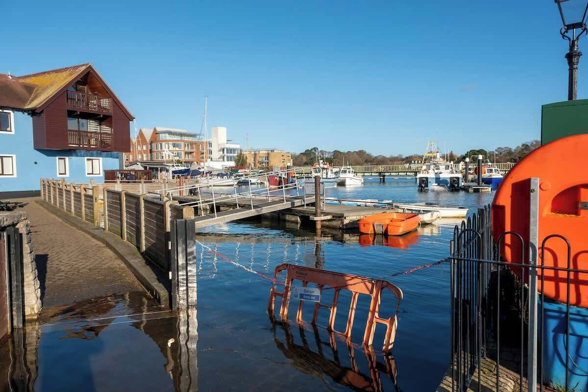 Marina