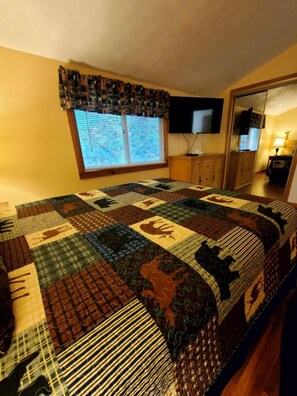 2 bedrooms, iron/ironing board, bed sheets