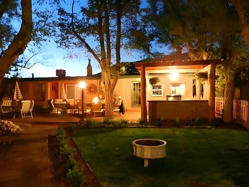 Mountain Cabin Stay | BBQ & Picnic Area | Near Royal Gorge Bridge & Park