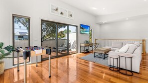 Games room - Beachside Retreat in Cowes (Cowes)
