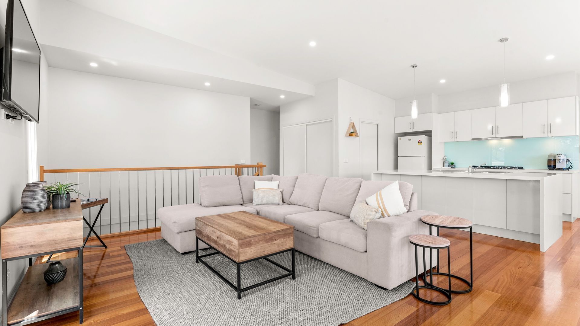 TV, ping pong, books