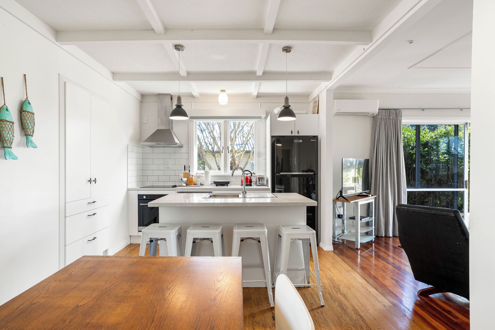 Fridge, microwave, dishwasher, toaster