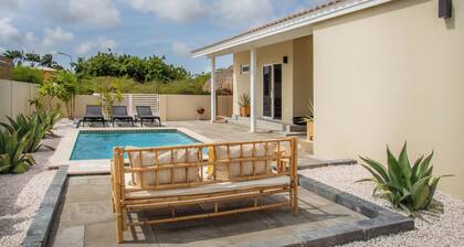 Villa with pool in Jan Thiel