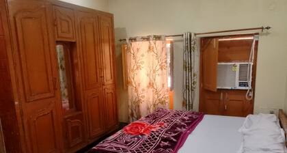 Maa Annapurna grand guests house