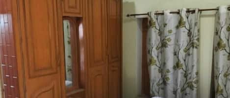 Family Double Room | Free WiFi