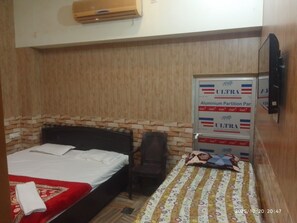 스탠다드룸 | 고급 침구, 무료 WiFi, 침대 시트