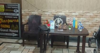 Maa Annapurna grand guests house