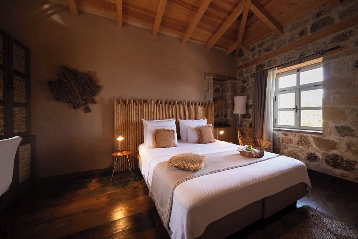 Deluxe Double Room | Desk, laptop workspace, free WiFi