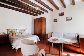 1 bedroom, iron/ironing board