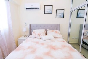 2 sovrum, värdeförvaringsskåp på rummet och strykjärn/strykbräda