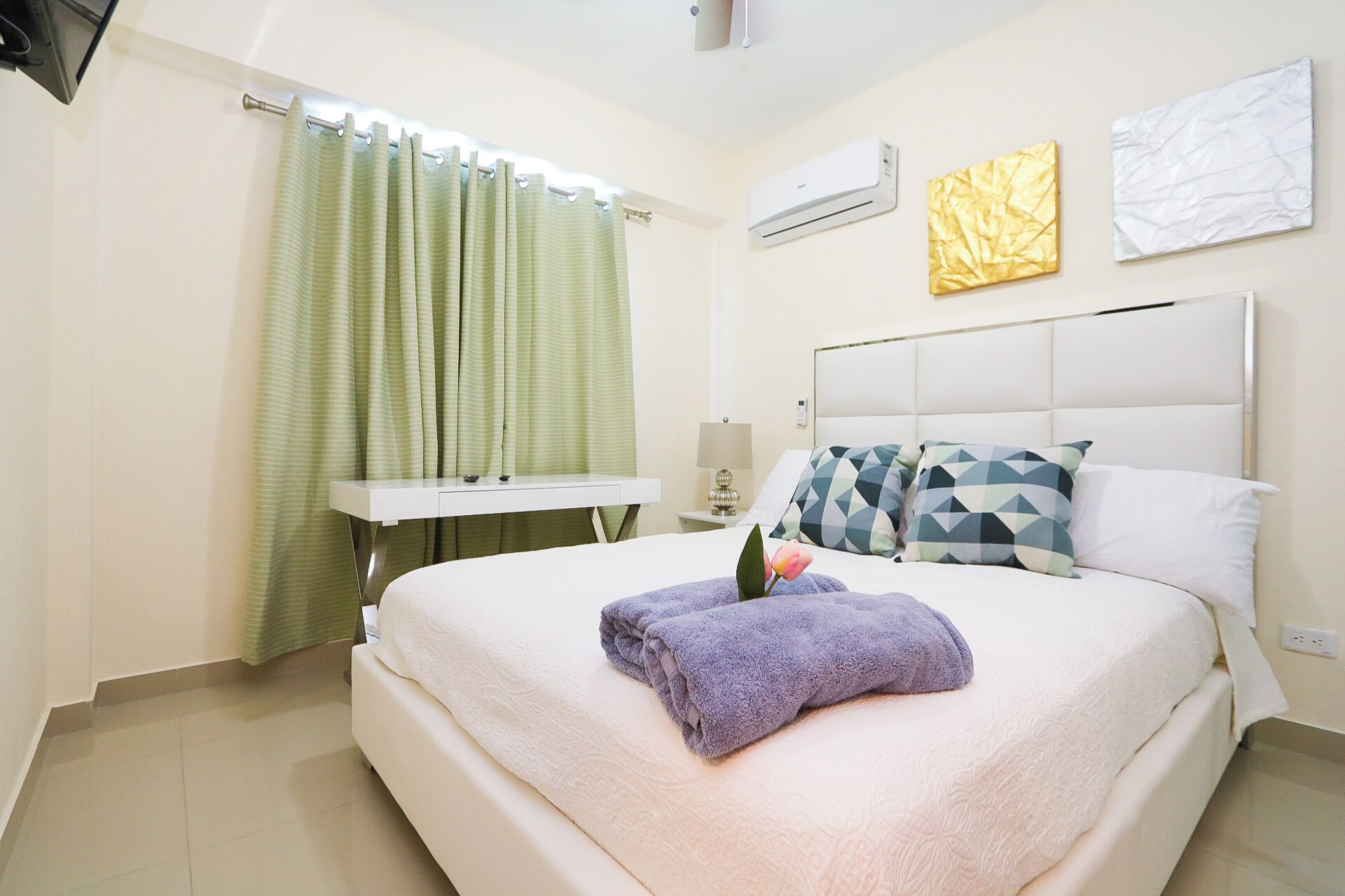 2 Schlafzimmer, Zimmersafe, Bügeleisen/Bügelbrett, Reisekinderbett