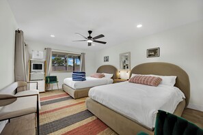 5 bedrooms, iron/ironing board, free WiFi, bed sheets