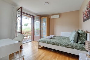 7 Schlafzimmer, Bügeleisen/Bügelbrett, Reisekinderbett, kostenloses WLAN