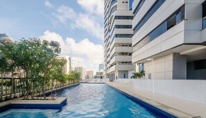Outdoor pool - Accommodations With a Prime Location and Building With Pool and gym in Salvador - CSP (Salvador)