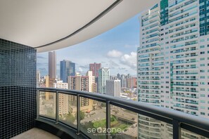 Basic Apartment | Property grounds - Accommodations With a Prime Location and Building With Pool and gym in Salvador - CSP (Salvador)