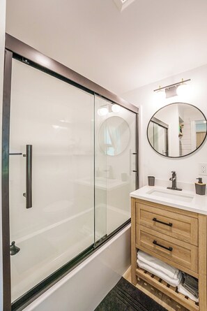Shower, hair dryer, towels - Lakefront | Sauna, Kayaks, Fire Pit, & Huge Deck (Mecosta)
