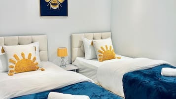 Iron/ironing board, free WiFi, bed sheets