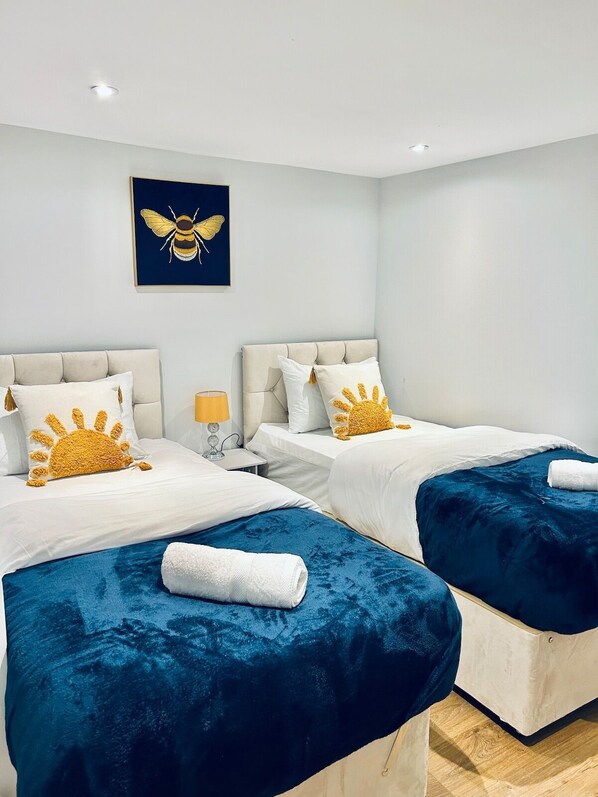 3 chambres, fer et planche à repasser, Wi-Fi gratuit, draps fournis