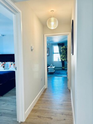 2 bedrooms, iron/ironing board, internet, bed sheets