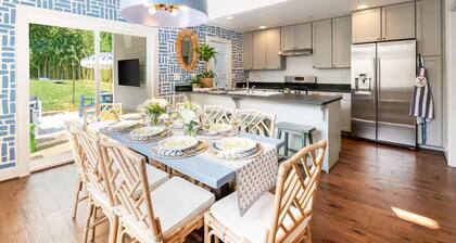 4BR Walk2 Dtwn/UVA w/ Karaoke & Backyard Oasis