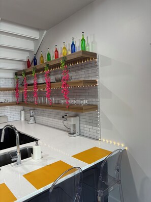 Bar (in der Unterkunft)