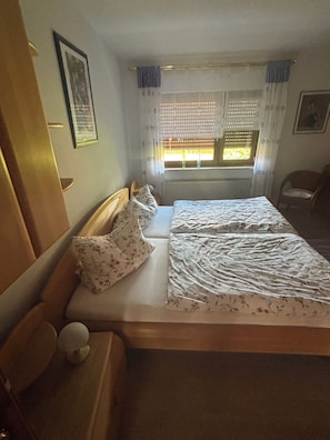 2 Schlafzimmer, WLAN, Bettwäsche