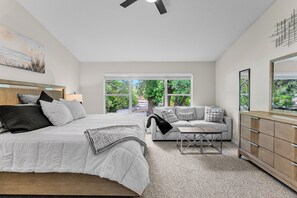 2 bedrooms, in-room safe, iron/ironing board, travel cot - Allison Palms Luxury Tampa Townhome w/ Pool. Excellent Location for Amenities! (Tampa)