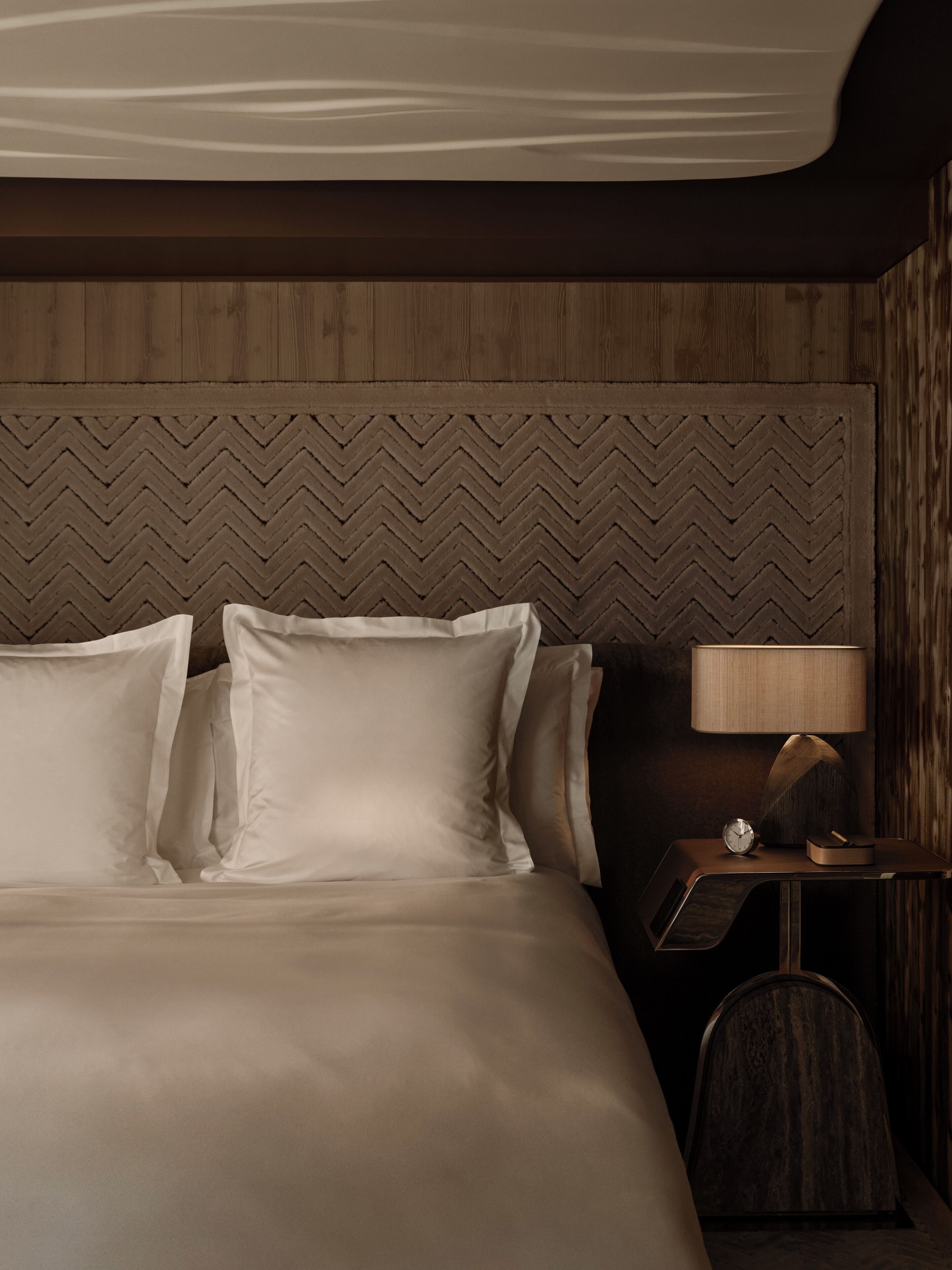 Rom – deluxe | Sengetøy av topp kvalitet, senger med overmadrass og minibar (inkludert)